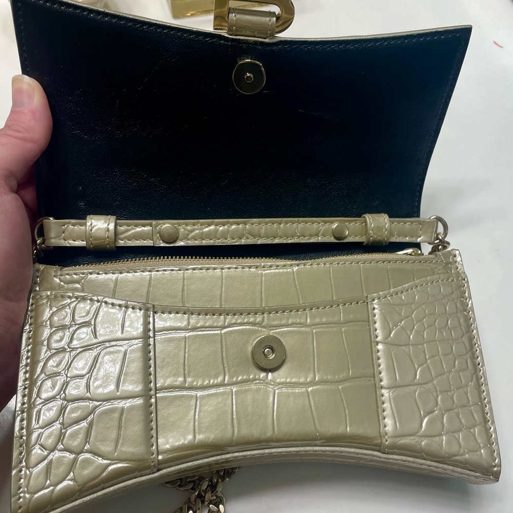 Balenciaga Gold Crush XS Chain Bag - Picture 11 of 15